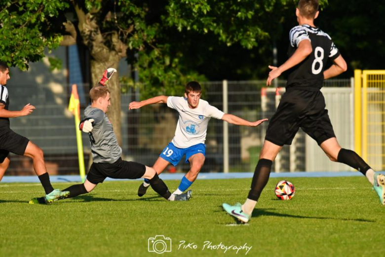 IV liga: Polonia/Stal Świdnica 0:2 (0:1) Orzeł Ząbkowice Śląskie