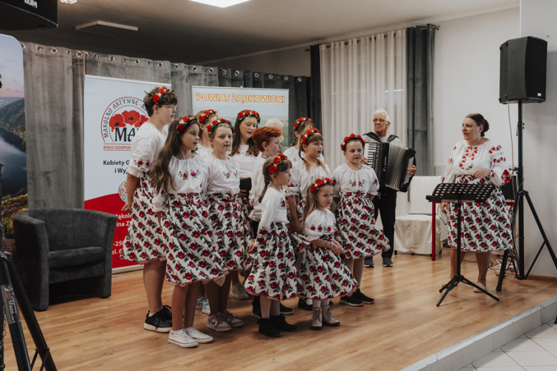 	IV Powiatowy Kongres Kobiet Wiejskich w Mąkolnie