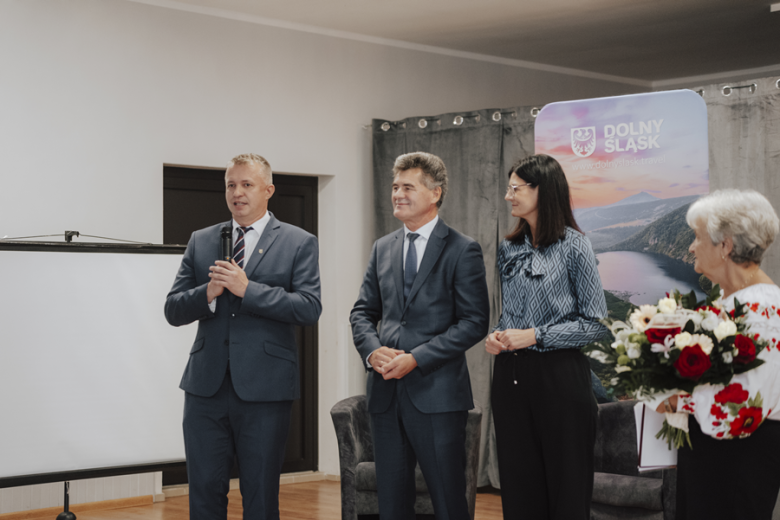 	IV Powiatowy Kongres Kobiet Wiejskich w Mąkolnie