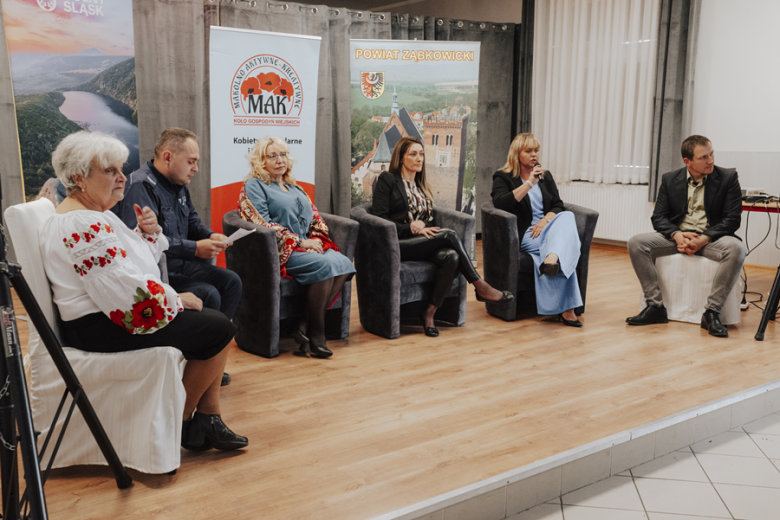 	IV Powiatowy Kongres Kobiet Wiejskich w Mąkolnie