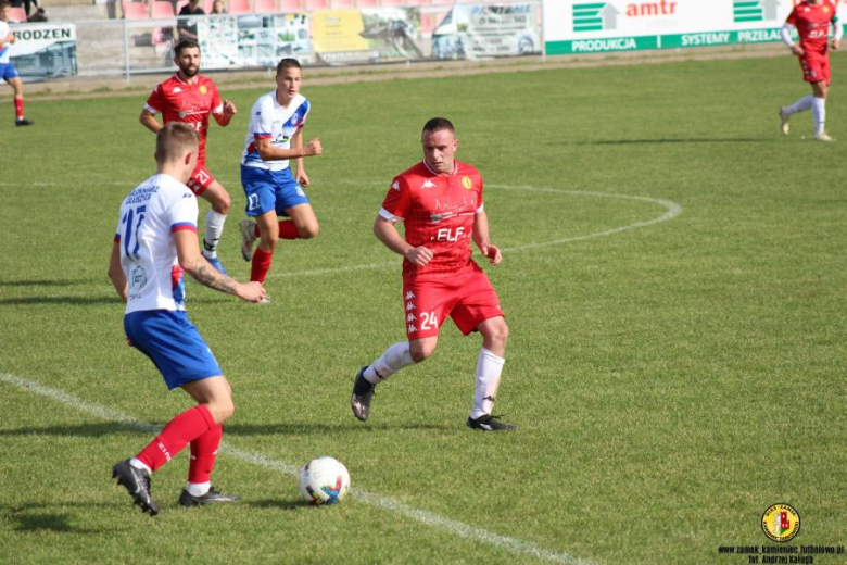 Klasa okręgowa: Zamek Kamieniec 5:0 (2:0) Włókniarz Głuszyca