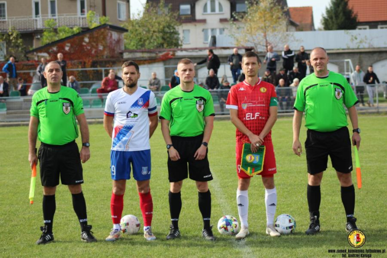 Klasa okręgowa: Zamek Kamieniec 5:0 (2:0) Włókniarz Głuszyca