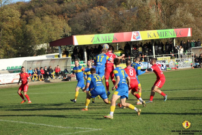 Klasa okręgowa: Zamek Kamieniec Ząbkowicki 3:2 (1:2) Lechia II Dzierżoniów