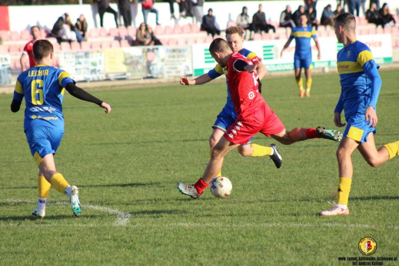 Klasa okręgowa: Zamek Kamieniec Ząbkowicki 3:2 (1:2) Lechia II Dzierżoniów