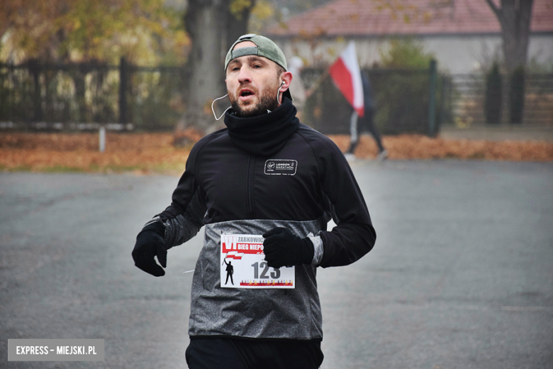 Na sportowo uczcili 106. rocznicę odzyskania Niepodległości przez Polskę