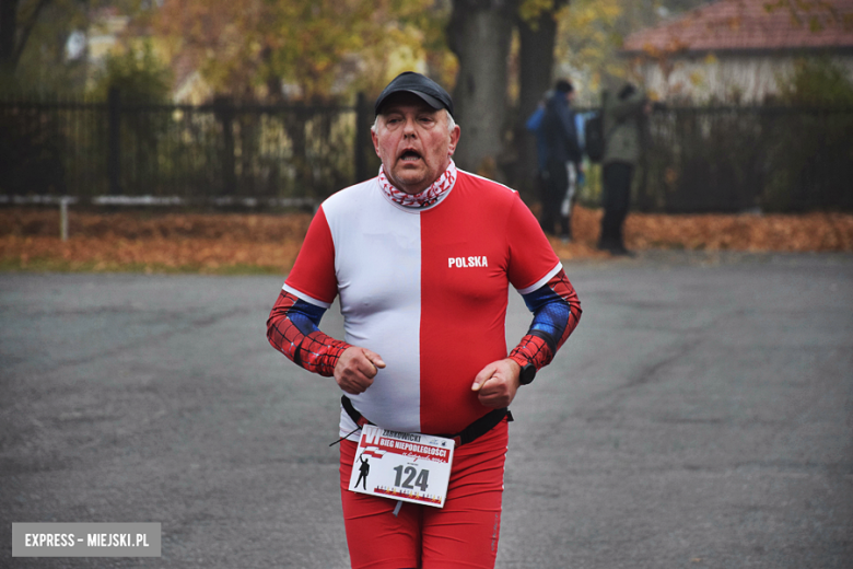 Na sportowo uczcili 106. rocznicę odzyskania Niepodległości przez Polskę