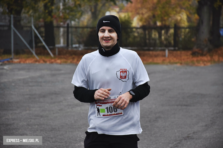 Na sportowo uczcili 106. rocznicę odzyskania Niepodległości przez Polskę