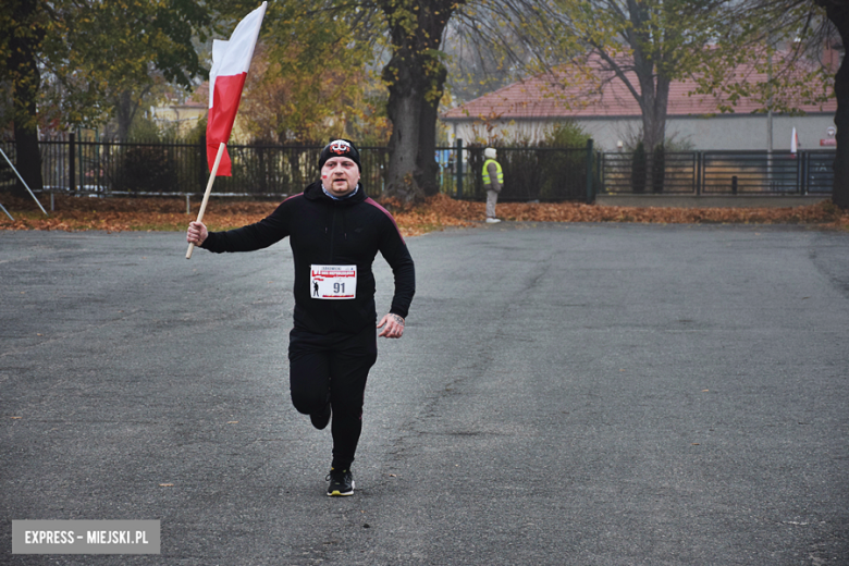 Na sportowo uczcili 106. rocznicę odzyskania Niepodległości przez Polskę