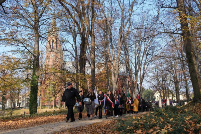 Obchody 106. rocznicy odzyskania NIepodległości w pałacowej scenerii