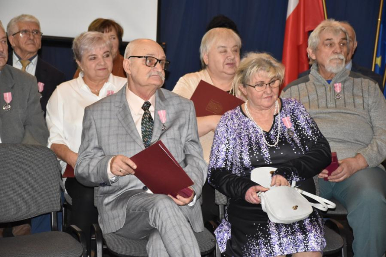 Złote i Diamentowe Gody w gminie Bardo. Świętowało kilkanaście par