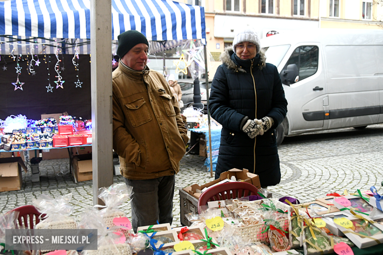 Mikołajkowy Jarmark Bożonarodzeniowy w Ząbkowicach Śląskich