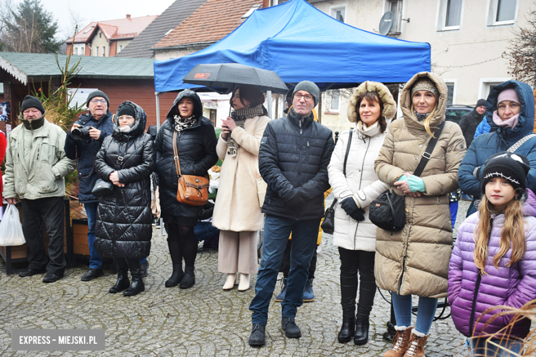 Jarmark Bożonarodzeniowy i spotkanie ze św. Mikołajem w Bardzie