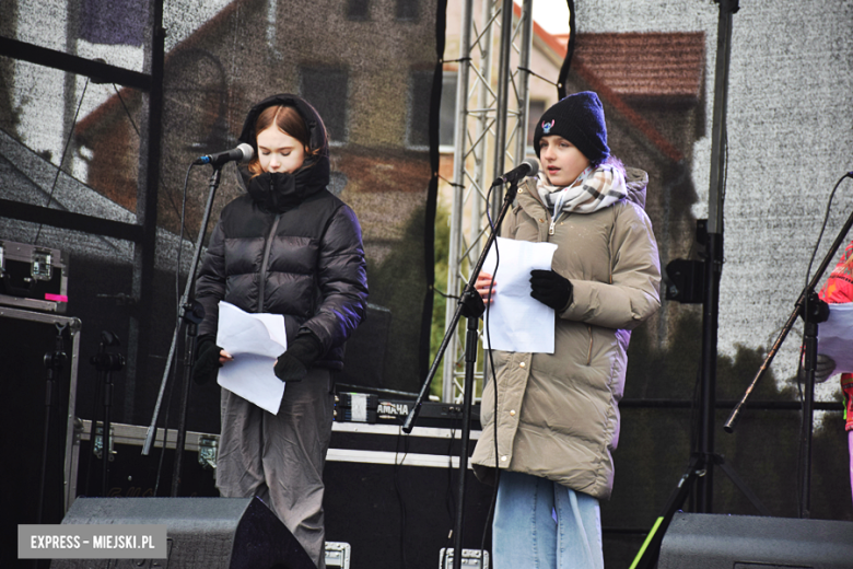 Jarmark Bożonarodzeniowy i spotkanie ze św. Mikołajem w Bardzie