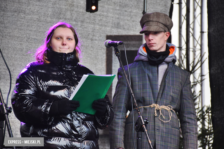 Jarmark Bożonarodzeniowy i spotkanie ze św. Mikołajem w Bardzie