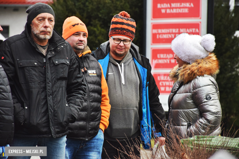 Jarmark Bożonarodzeniowy i spotkanie ze św. Mikołajem w Bardzie