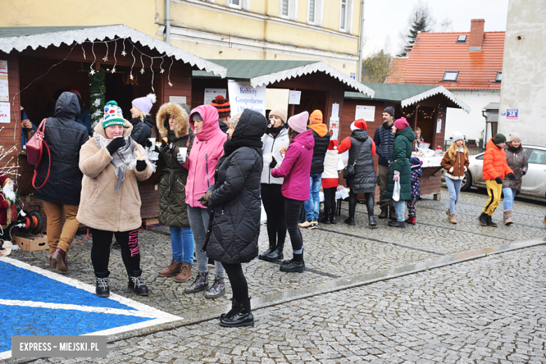 Jarmark Bożonarodzeniowy i spotkanie ze św. Mikołajem w Bardzie