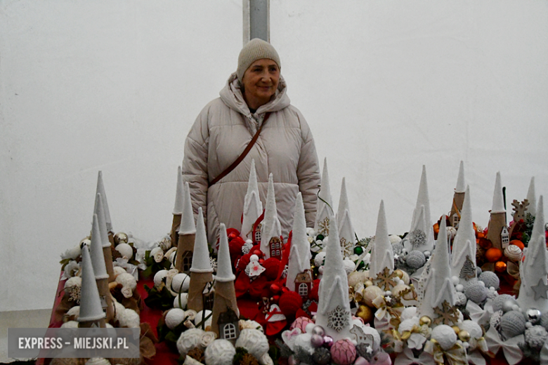 Bożonarodzeniowy jarmark na Kamienieckich Błoniach