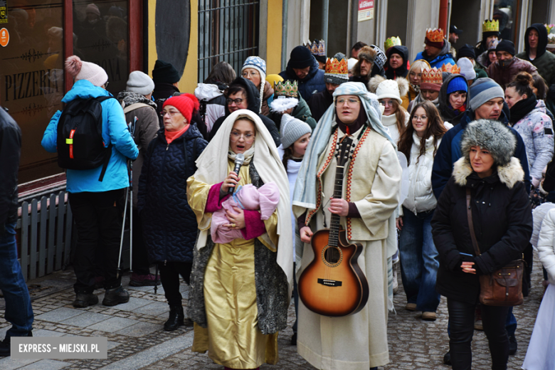 Orszak Trzech Króli po raz trzynasty przeszedł ulicami Barda