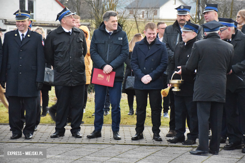 Oficjalne przekazanie nowego pojazdu ratowniczo-gaśniczego dla strażaków-ochotników z Przedborowej