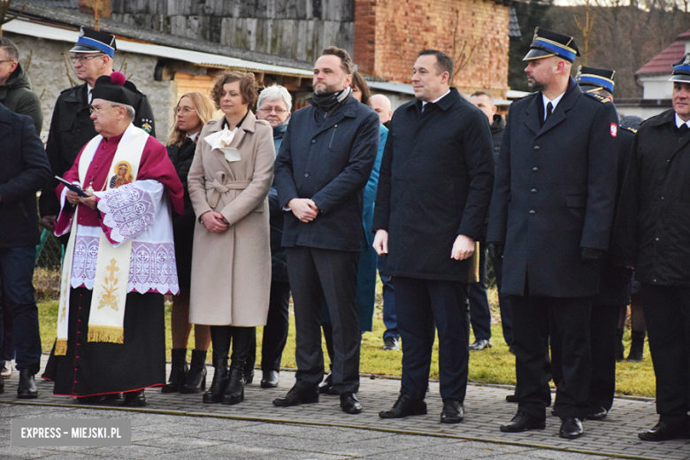 Oficjalne przekazanie nowego pojazdu ratowniczo-gaśniczego dla strażaków-ochotników z Przedborowej