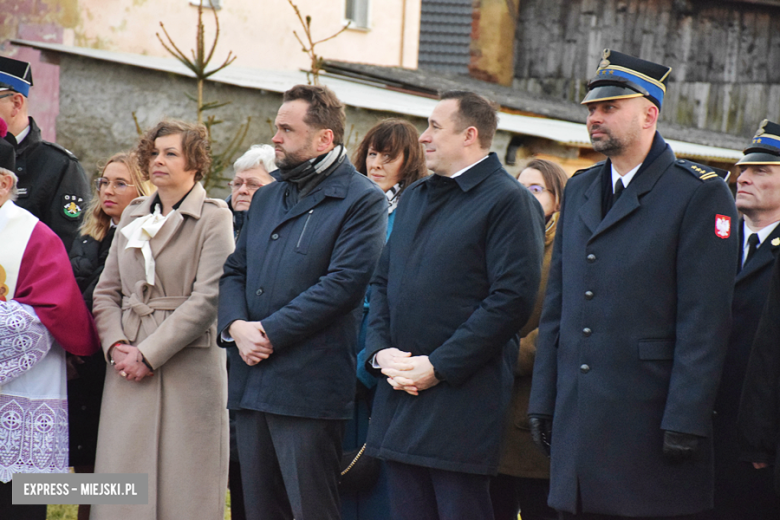 Oficjalne przekazanie nowego pojazdu ratowniczo-gaśniczego dla strażaków-ochotników z Przedborowej