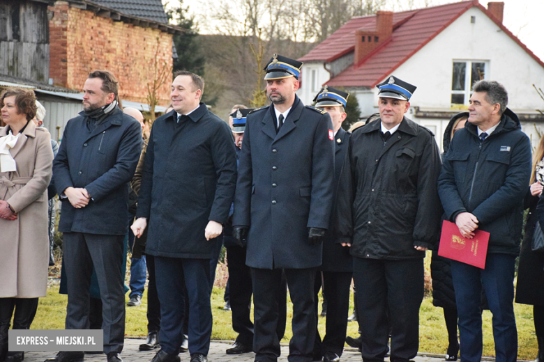 Oficjalne przekazanie nowego pojazdu ratowniczo-gaśniczego dla strażaków-ochotników z Przedborowej