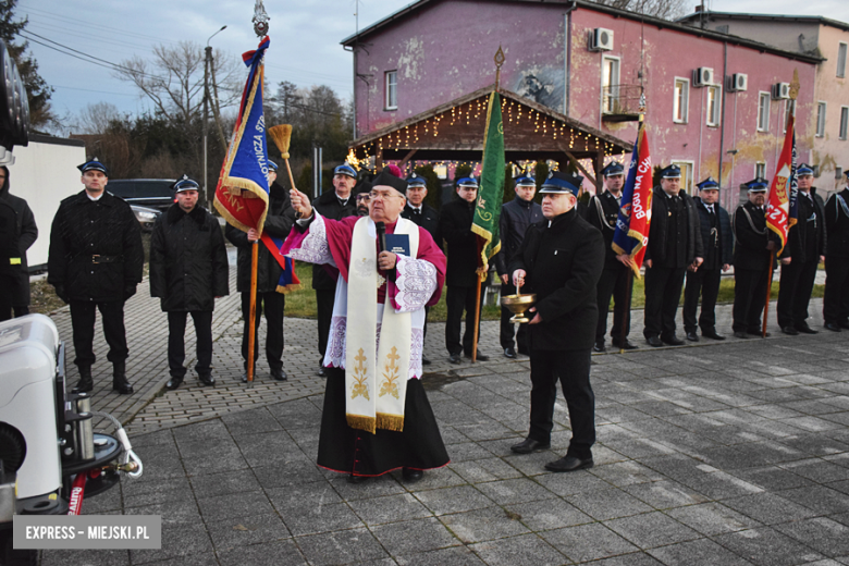 Oficjalne przekazanie nowego pojazdu ratowniczo-gaśniczego dla strażaków-ochotników z Przedborowej