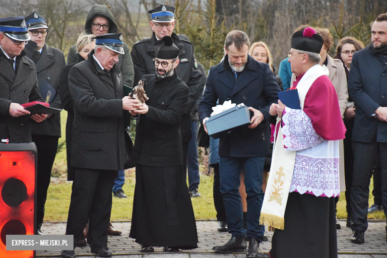 Oficjalne przekazanie nowego pojazdu ratowniczo-gaśniczego dla strażaków-ochotników z Przedborowej