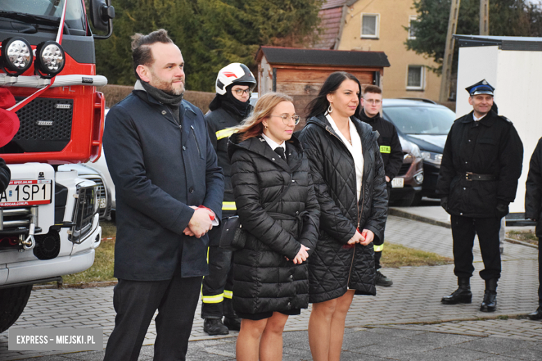 Oficjalne przekazanie nowego pojazdu ratowniczo-gaśniczego dla strażaków-ochotników z Przedborowej