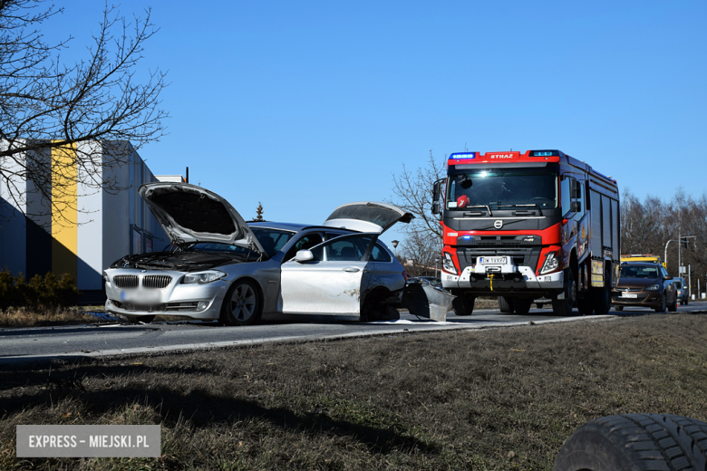 Zderzenie ciężarówki i dwóch osobówek na krajowej ósemce w Ząbkowicach Śląskich