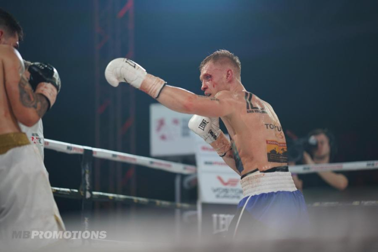 MB Boxing Night 23: Gurtatowski z czwartym zawodowym zwycięstwem