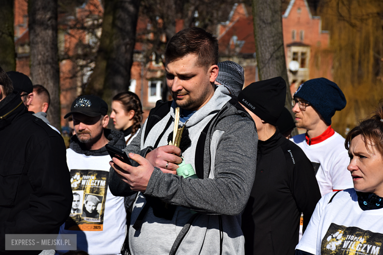 Bieg Tropem Wilczym w Kamieńcu Ząbkowickim [foto]