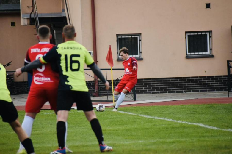 A-klasa, gr. II: Sparta Ziębice 6:0 (3:0) Tarnovia Tarnów
