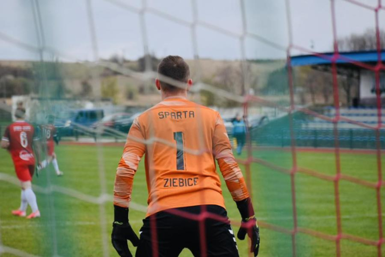 A-klasa, gr. II: Sparta Ziębice 6:0 (3:0) Tarnovia Tarnów