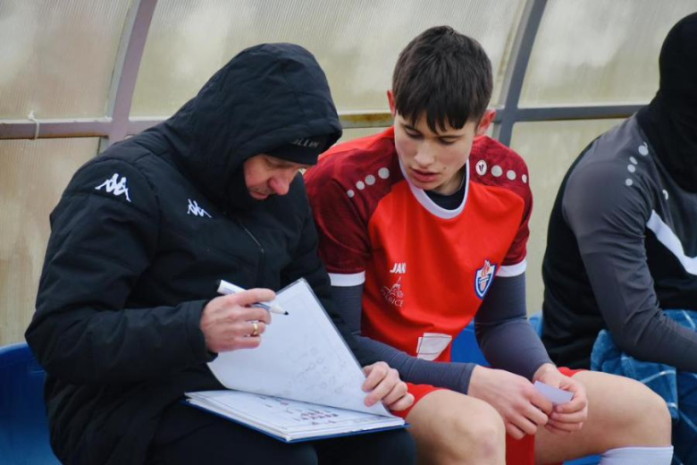 A-klasa, gr. II: Sparta Ziębice 6:0 (3:0) Tarnovia Tarnów