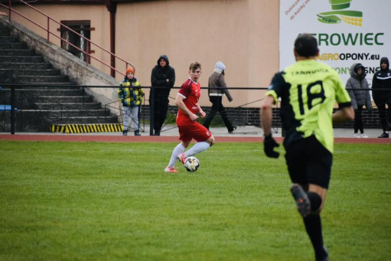 A-klasa, gr. II: Sparta Ziębice 6:0 (3:0) Tarnovia Tarnów