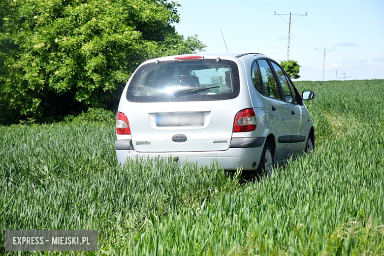 Zderzenie trzech samochodów osobowych między Ciepłowodami a Targowicą 