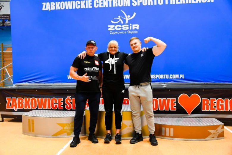 XXI Otwarte Mistrzostwa Mistrzostwa Ząbkowic Śląskich w Wyciskaniu Sztangi Leżąc RAW 