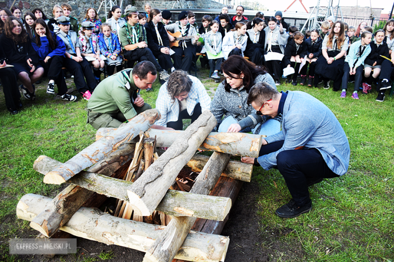 	Blask ognia, dźwięk gitar i harcerskie melodie – ruszył Srebrnogórski Festiwal Piosenki Harcerskie