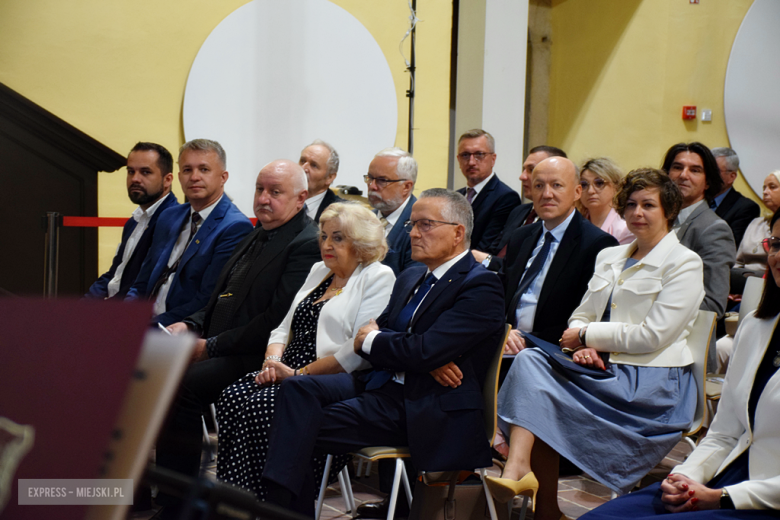 Uroczysta sesja Rady Miejskiej w Złotym Stoku z okazji 35-lecia odrodzenia samorządu terytorialnego