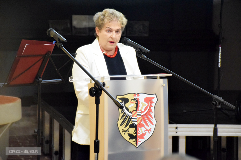 Uroczysta sesja Rady Miejskiej w Złotym Stoku z okazji 35-lecia odrodzenia samorządu terytorialnego