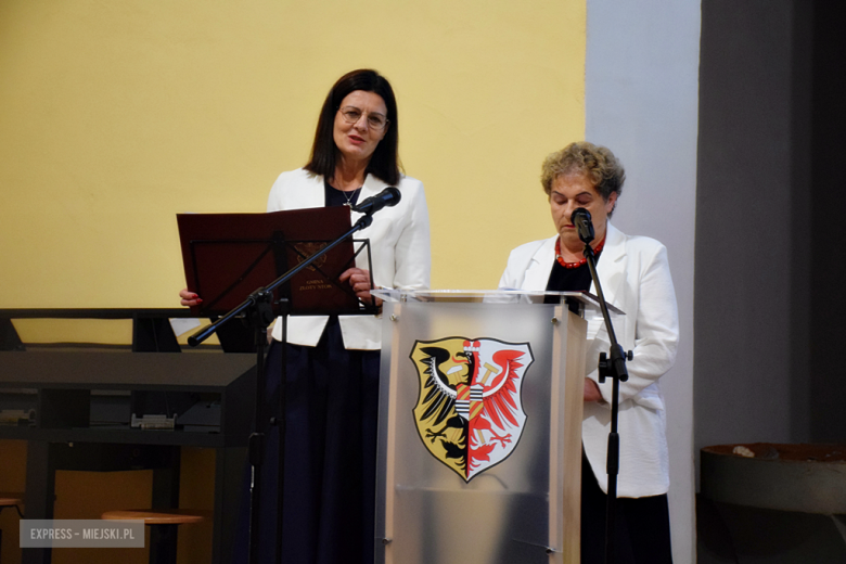 Uroczysta sesja Rady Miejskiej w Złotym Stoku z okazji 35-lecia odrodzenia samorządu terytorialnego