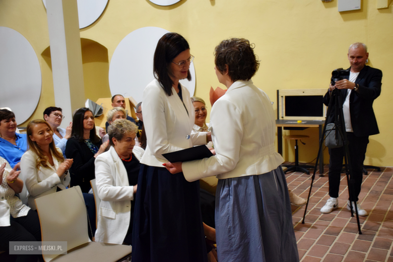 Uroczysta sesja Rady Miejskiej w Złotym Stoku z okazji 35-lecia odrodzenia samorządu terytorialnego