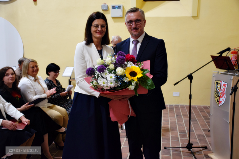 Uroczysta sesja Rady Miejskiej w Złotym Stoku z okazji 35-lecia odrodzenia samorządu terytorialnego
