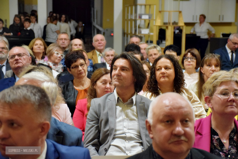 Uroczysta sesja Rady Miejskiej w Złotym Stoku z okazji 35-lecia odrodzenia samorządu terytorialnego