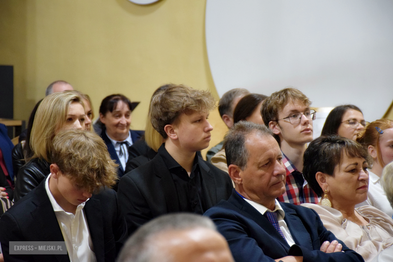 Uroczysta sesja Rady Miejskiej w Złotym Stoku z okazji 35-lecia odrodzenia samorządu terytorialnego