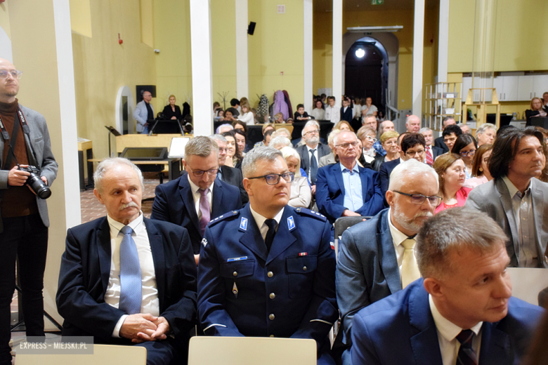 Uroczysta sesja Rady Miejskiej w Złotym Stoku z okazji 35-lecia odrodzenia samorządu terytorialnego