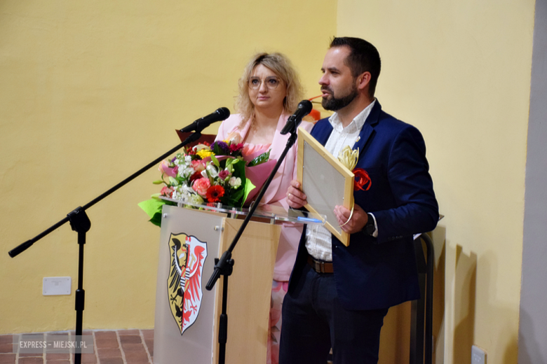 Uroczysta sesja Rady Miejskiej w Złotym Stoku z okazji 35-lecia odrodzenia samorządu terytorialnego