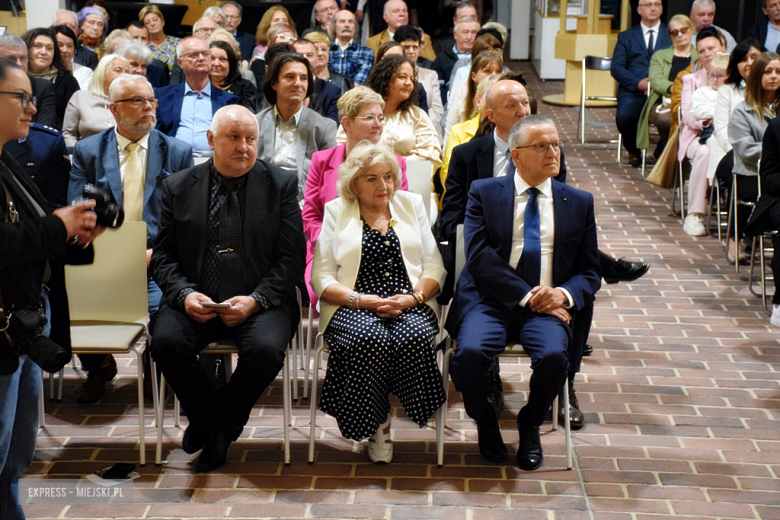 Uroczysta sesja Rady Miejskiej w Złotym Stoku z okazji 35-lecia odrodzenia samorządu terytorialnego