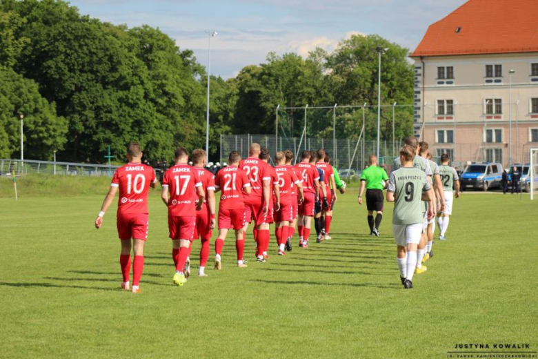 Klasa okręgowa: Zamek Kamieniec Ząbkowicki 4:0 (1:0)  Pogoń Pieszyce